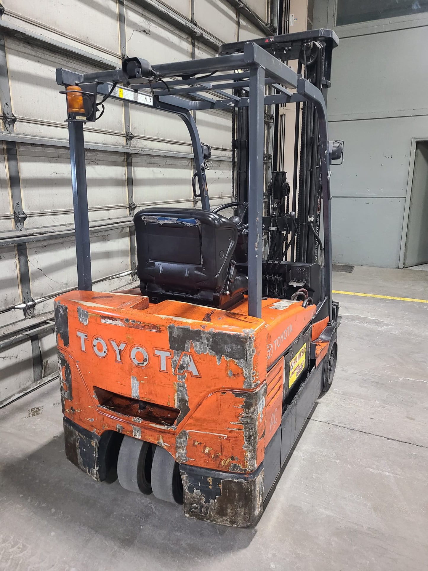 TOYOTA FORKLIFT 4,000LB